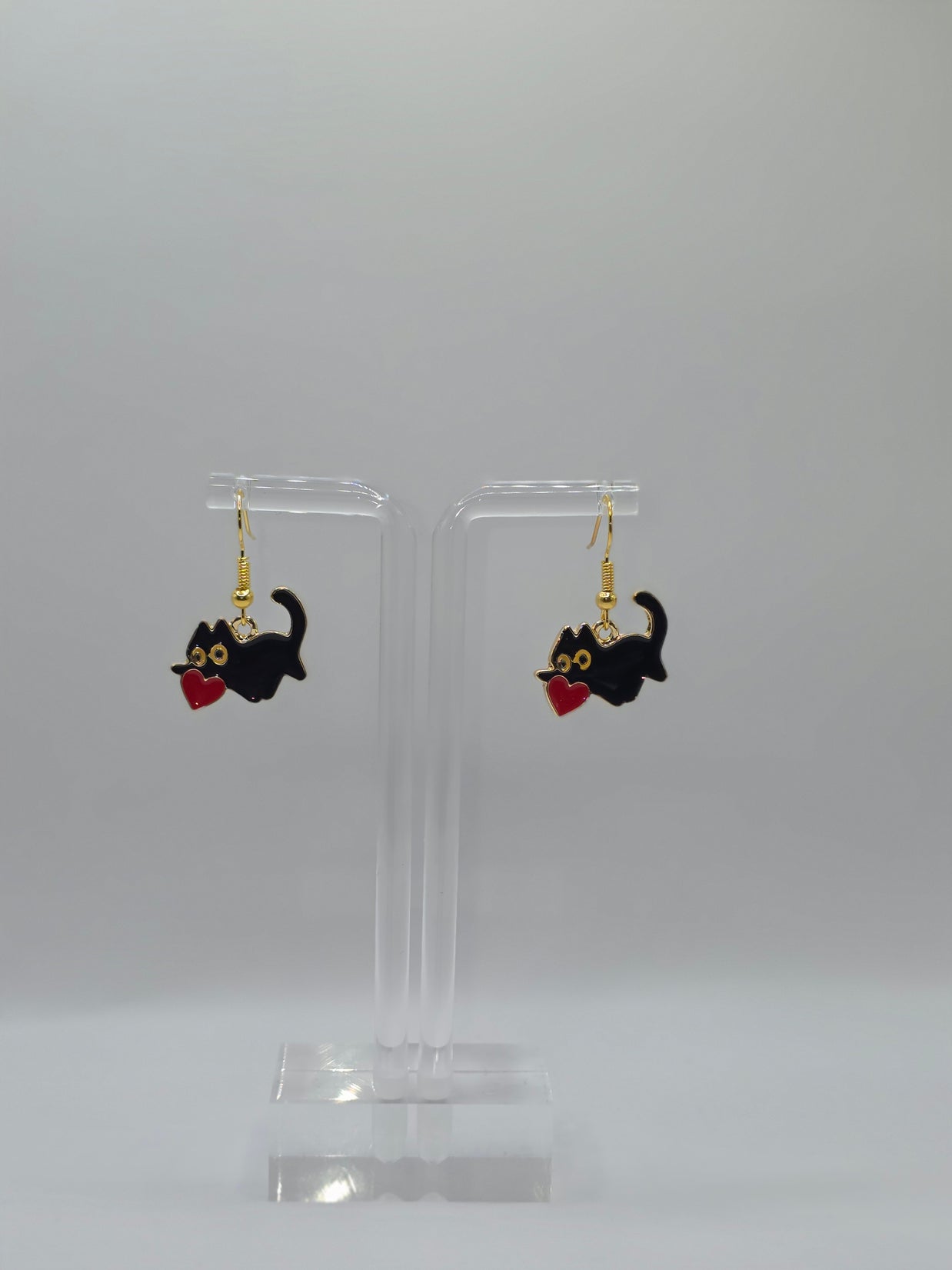 Supper Snuggle Cat Earrings